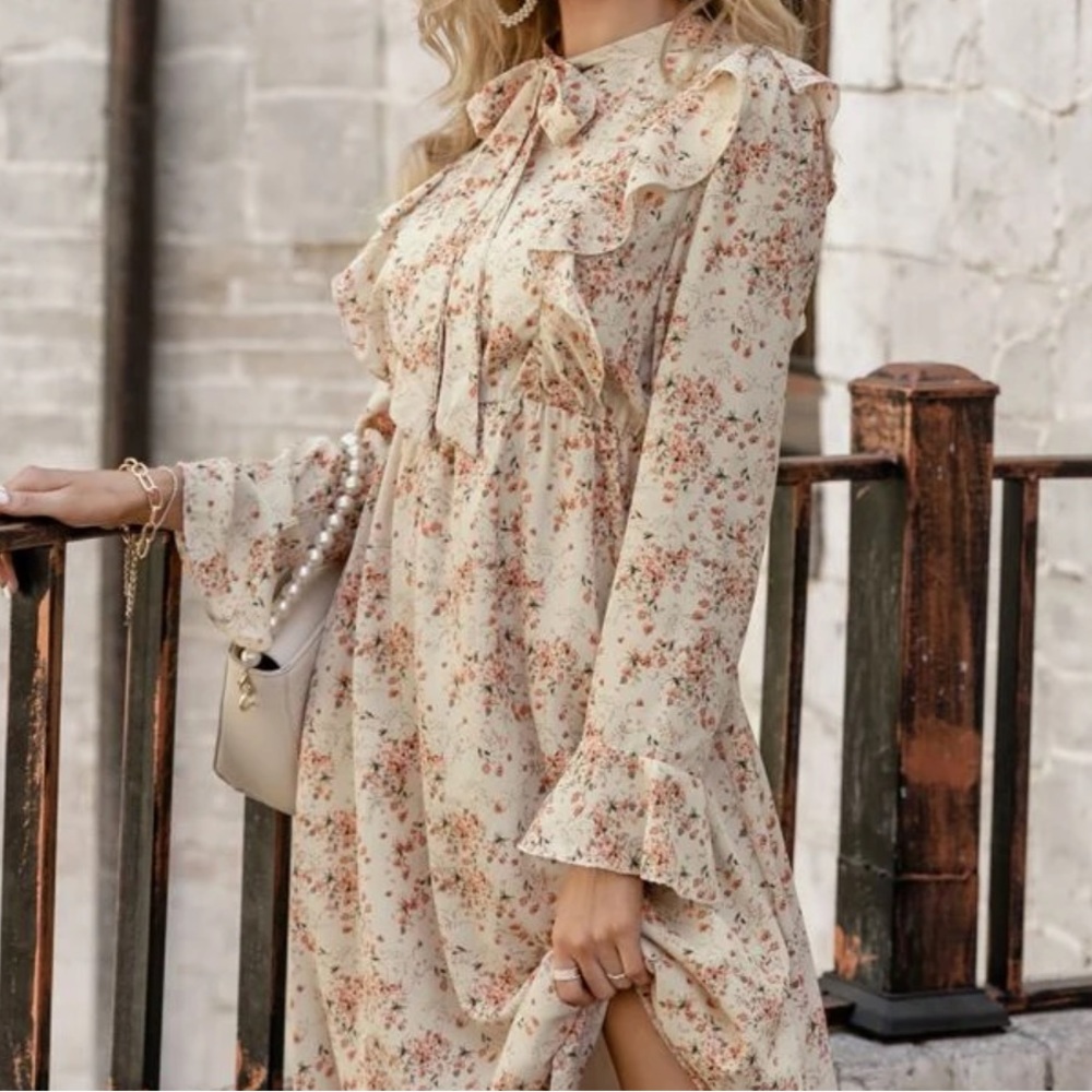 Simplee midi dress Small Cream Coral tie neck